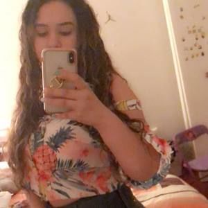 Meet your Posher, Aisha